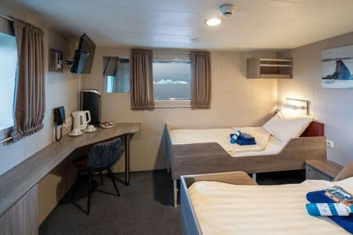 Twin Deluxe Cabin Plancius