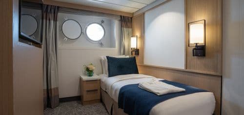CAT G Cabin
