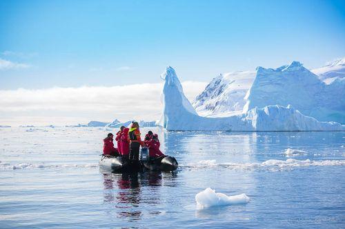 An Antarctica Cruise with Polartours on board the G Expedition