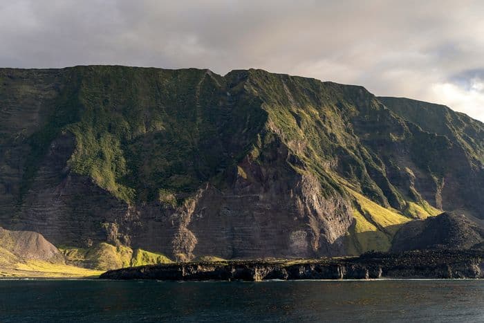 Tristan da Cunha - St Helena